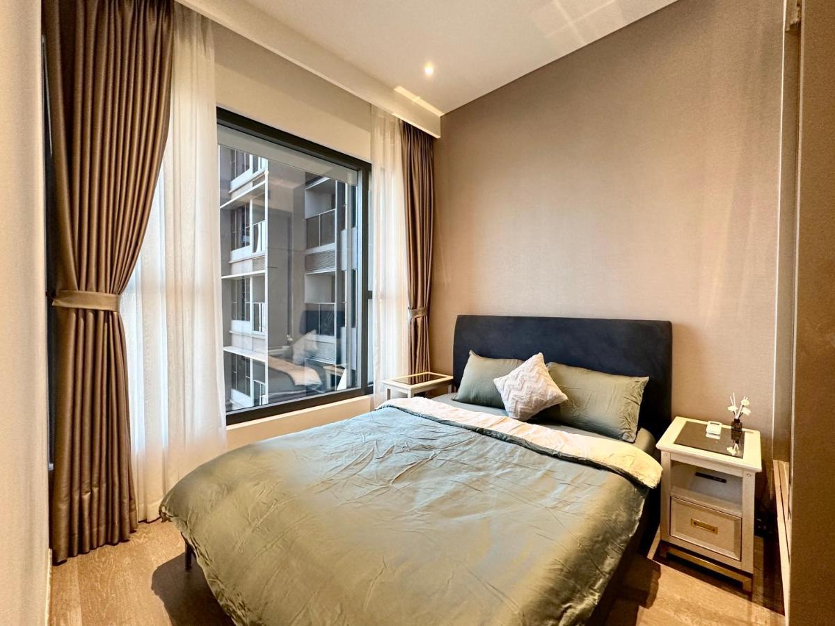 Căn hộ Luxury 2bd W Rooftop Bar & Pool In Saigon Center